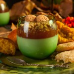 PANNA COTTA CON CONFETTURA DI ZUCCA E AMARETTI